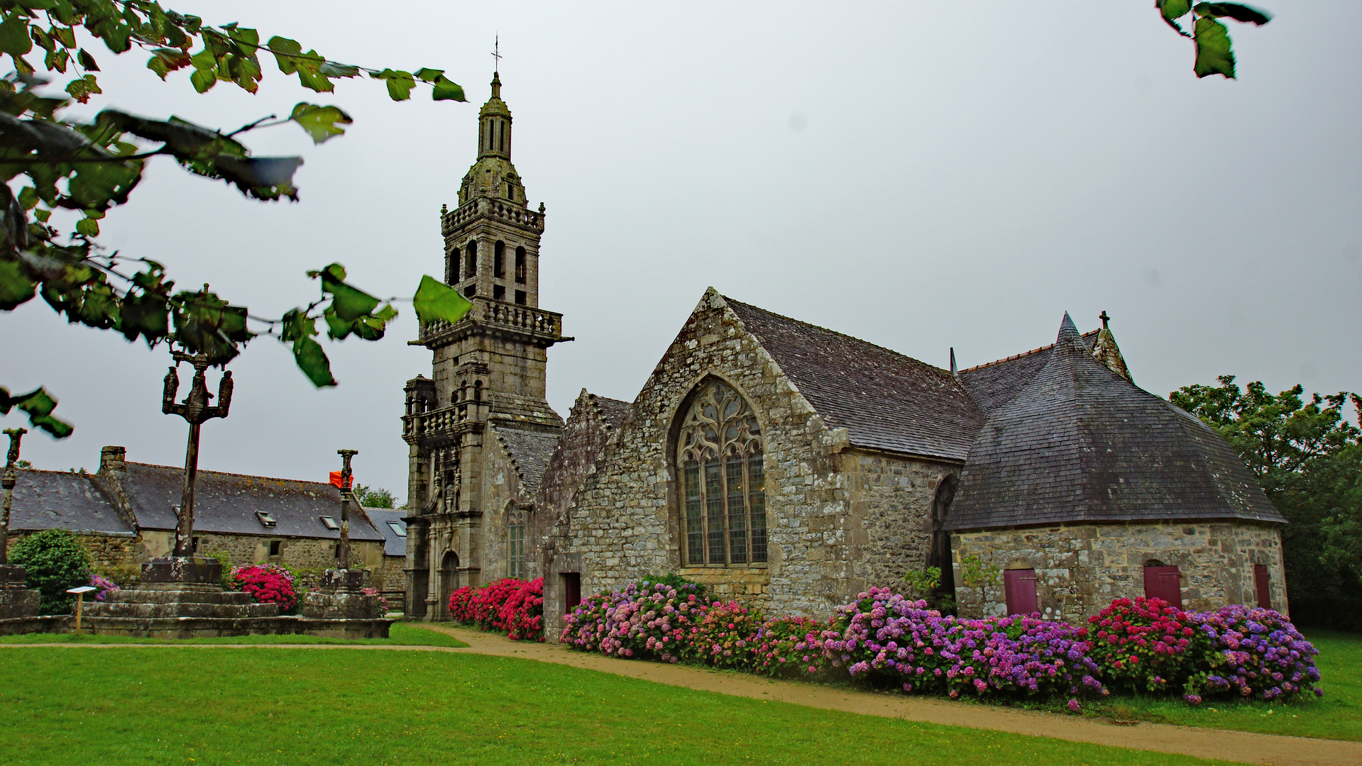 Chapelle_Sainte_Marie_Du_Ménez_Hom