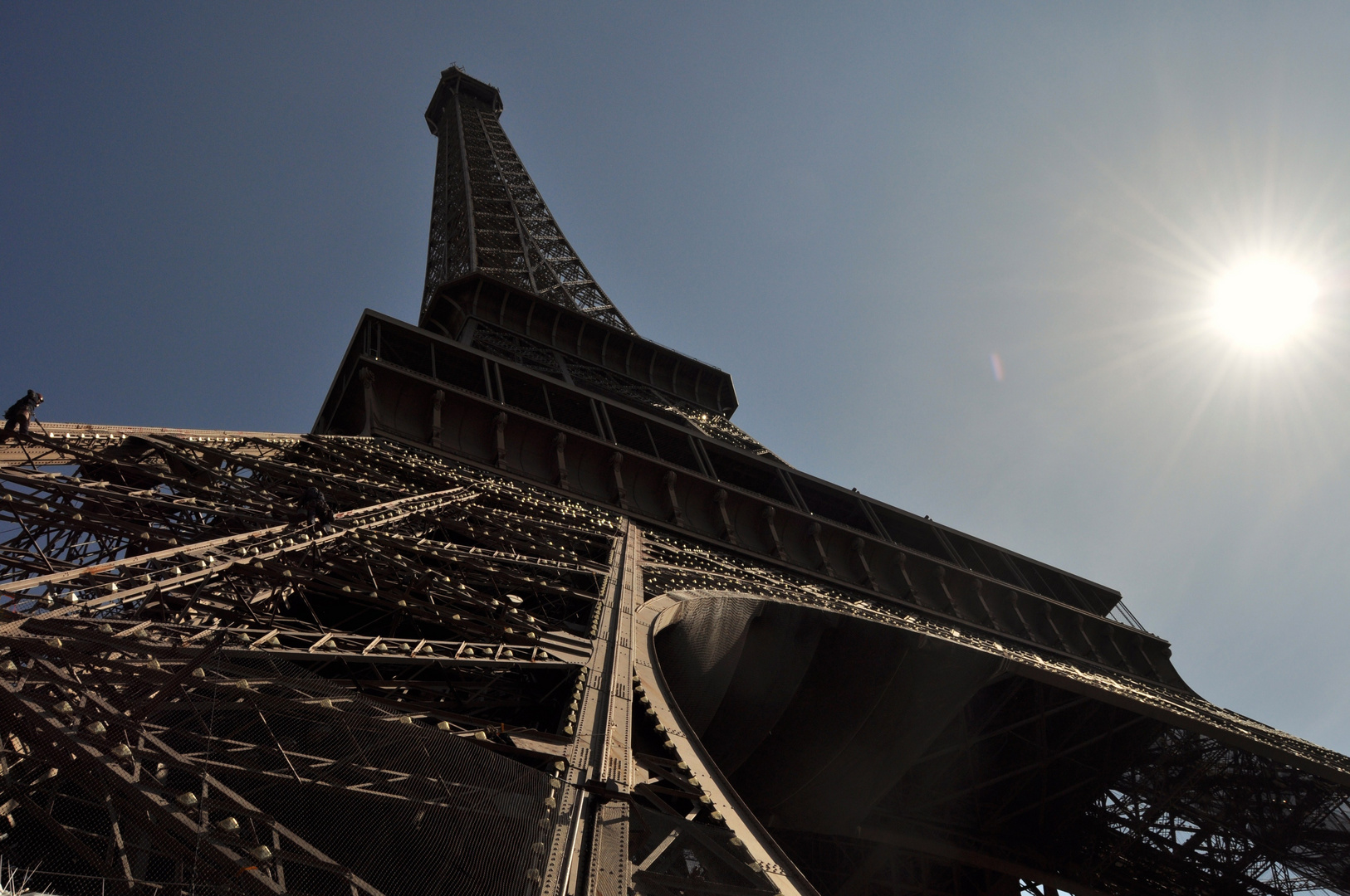 Chaque homme de culture a deux patries: la sienne - et la France.