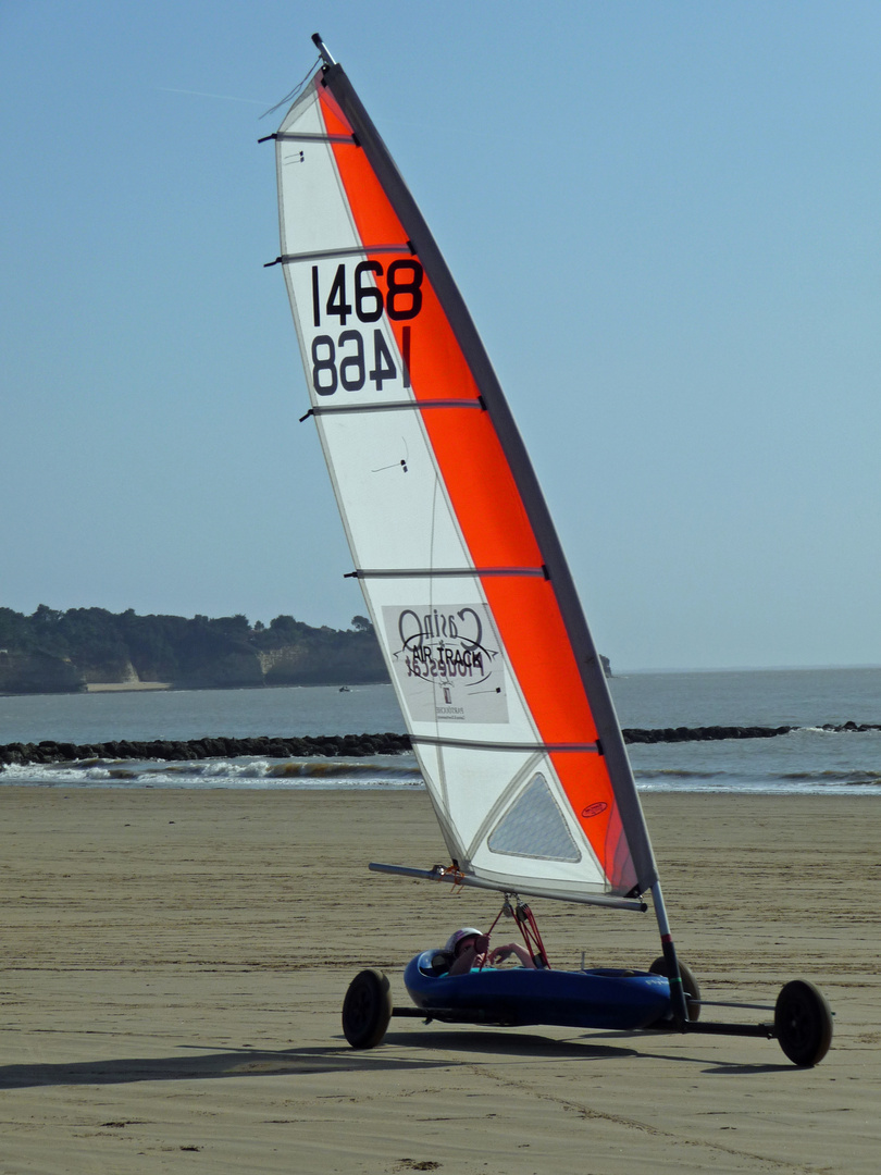 char à voile sur la plage de St Georges de Didonne (17)