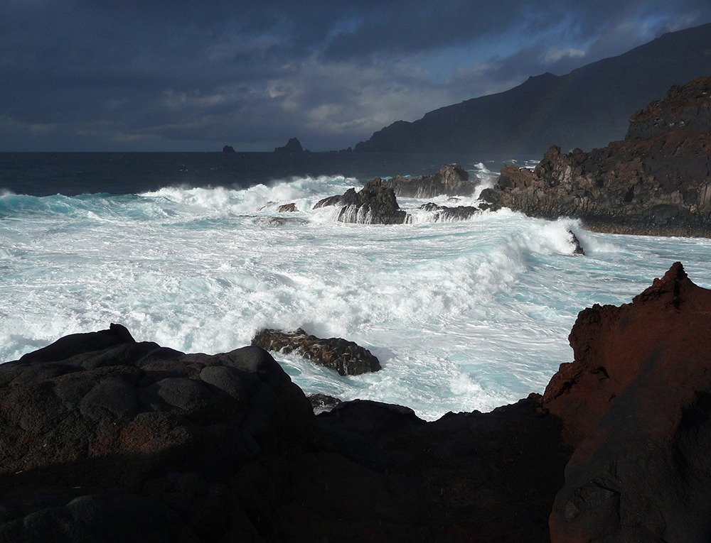 Charco Los Sargos by Rina B.