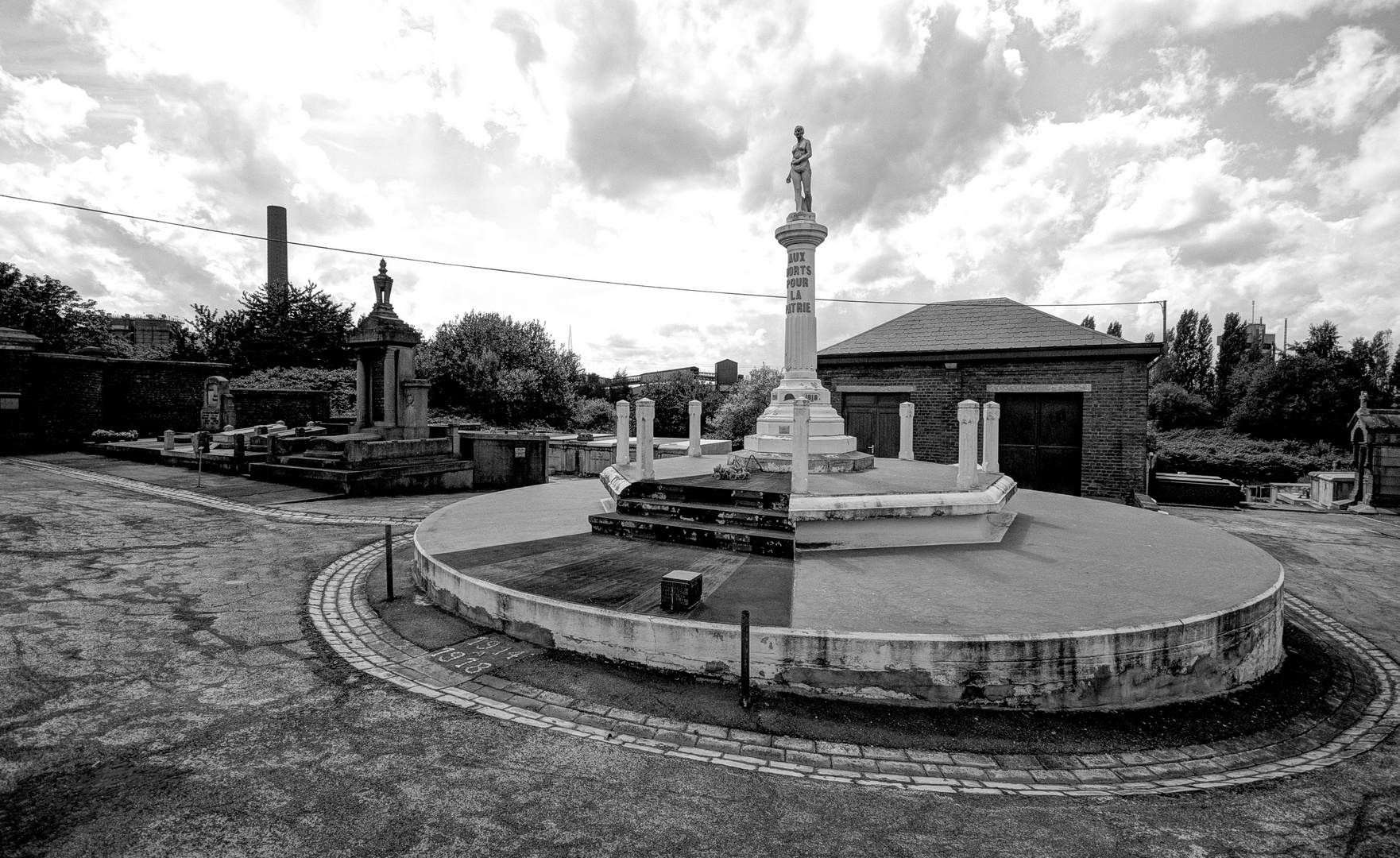 Charleroi - Dampremy - Rue Baudy - Cemetery - 02