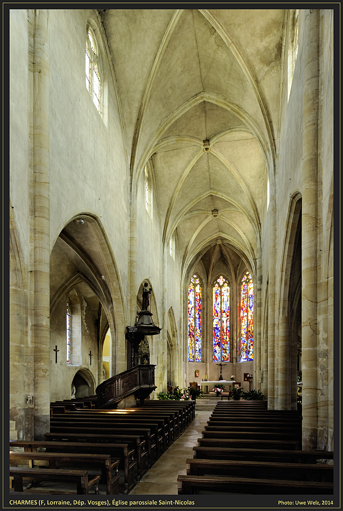 CHARMES (Vosges), Église paroissiale Saint-Nicolas, Mittelschiff von Westen