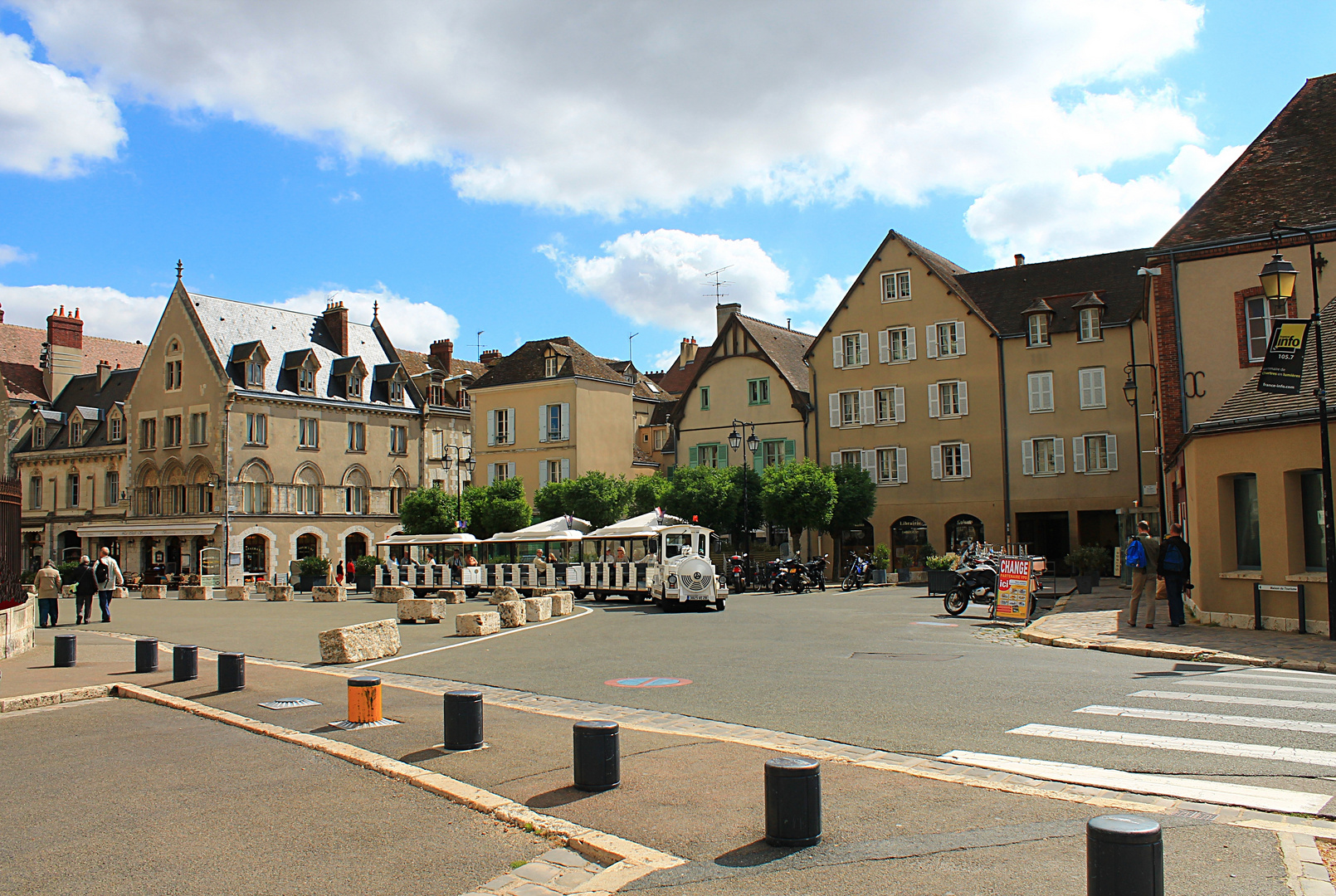 Chartres