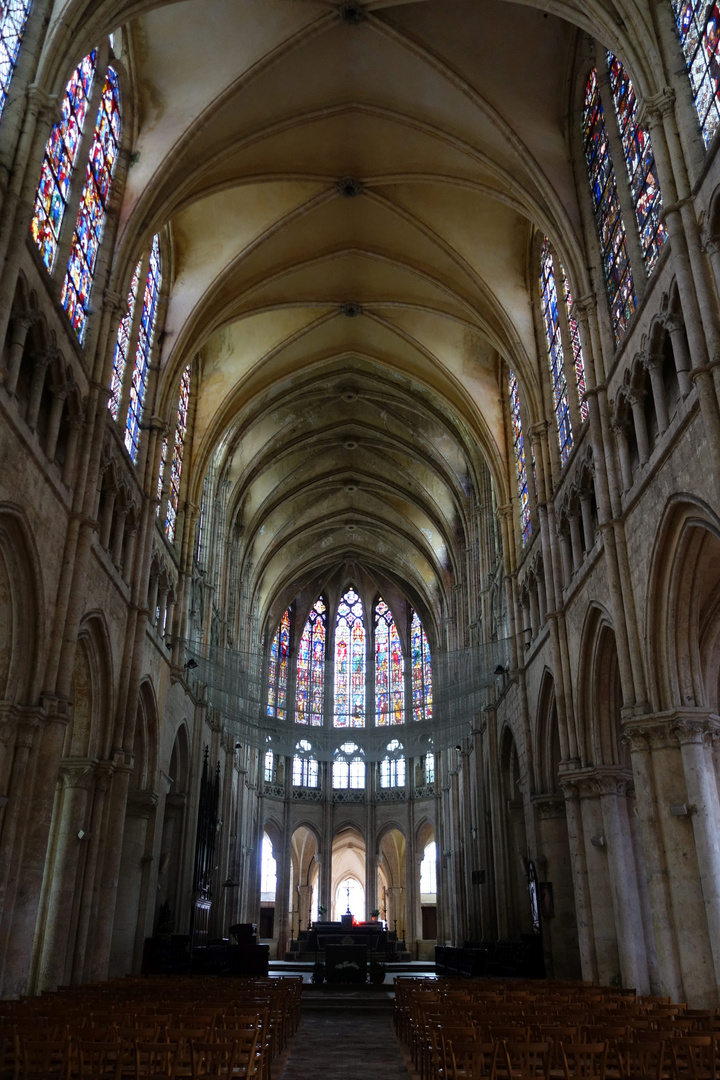 Chartres, St. Pierre, Langhaus und Chor
