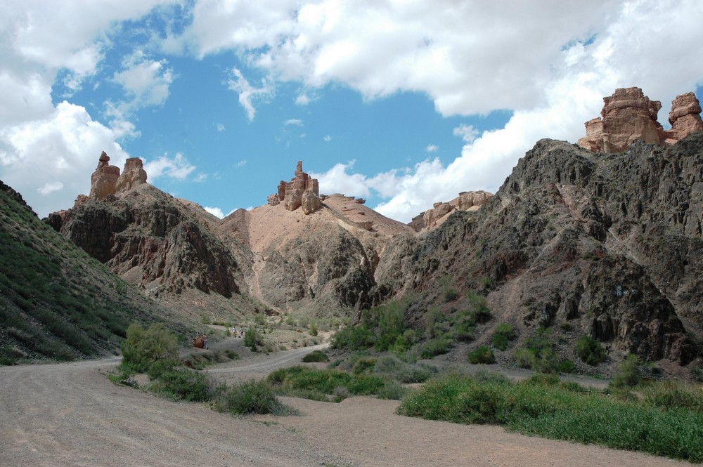 Charyn Canyon 3