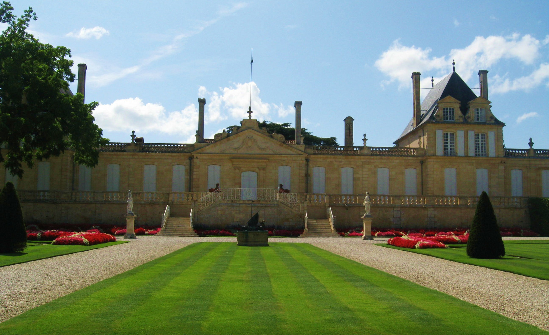 Chateau Beychevelle Saint Julien (Medoc) 33