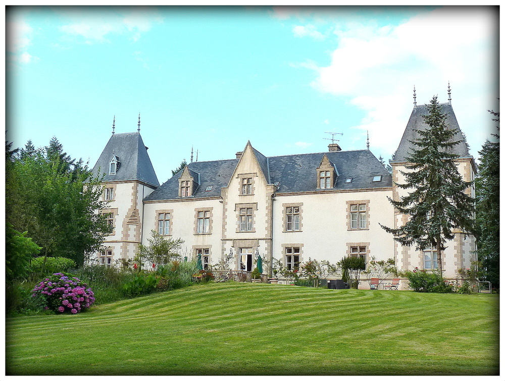 CHATEAU BOISNIARD Hôtel de charme .