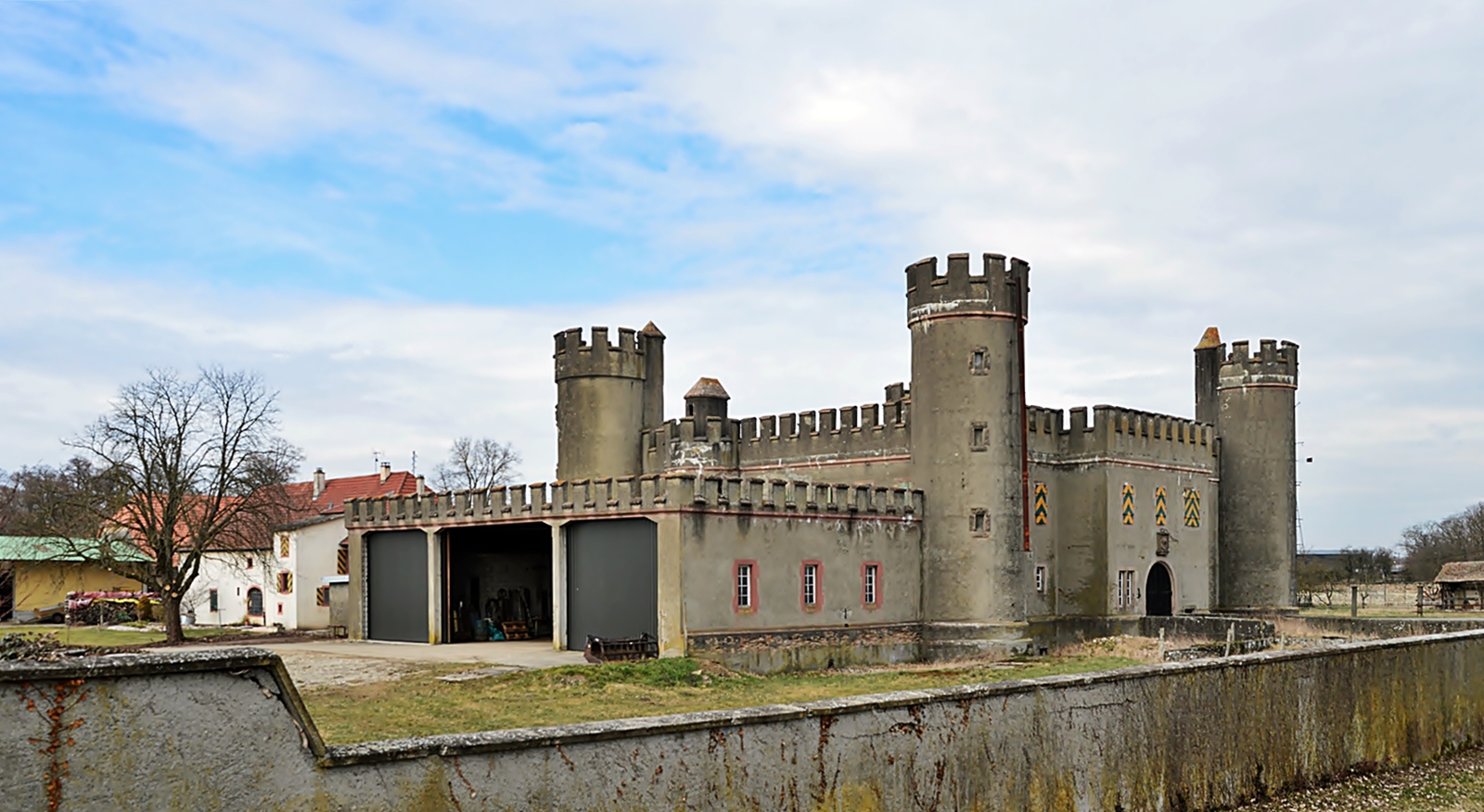 Chateau Burrus im Elsass ~ Kritik !