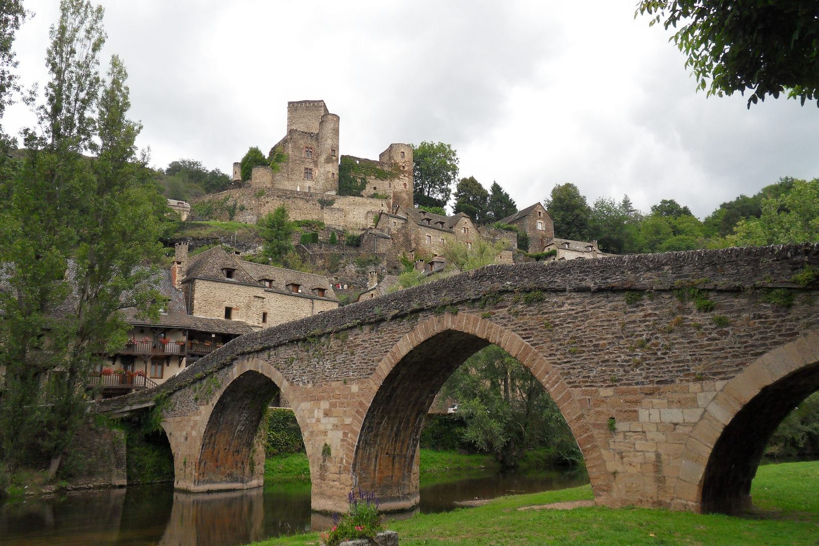 Chateau de Belcastel