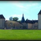 CHATEAU - DE - COMMARIN - 13 -