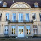 CHATEAU - DE - COMMARIN - 3 -