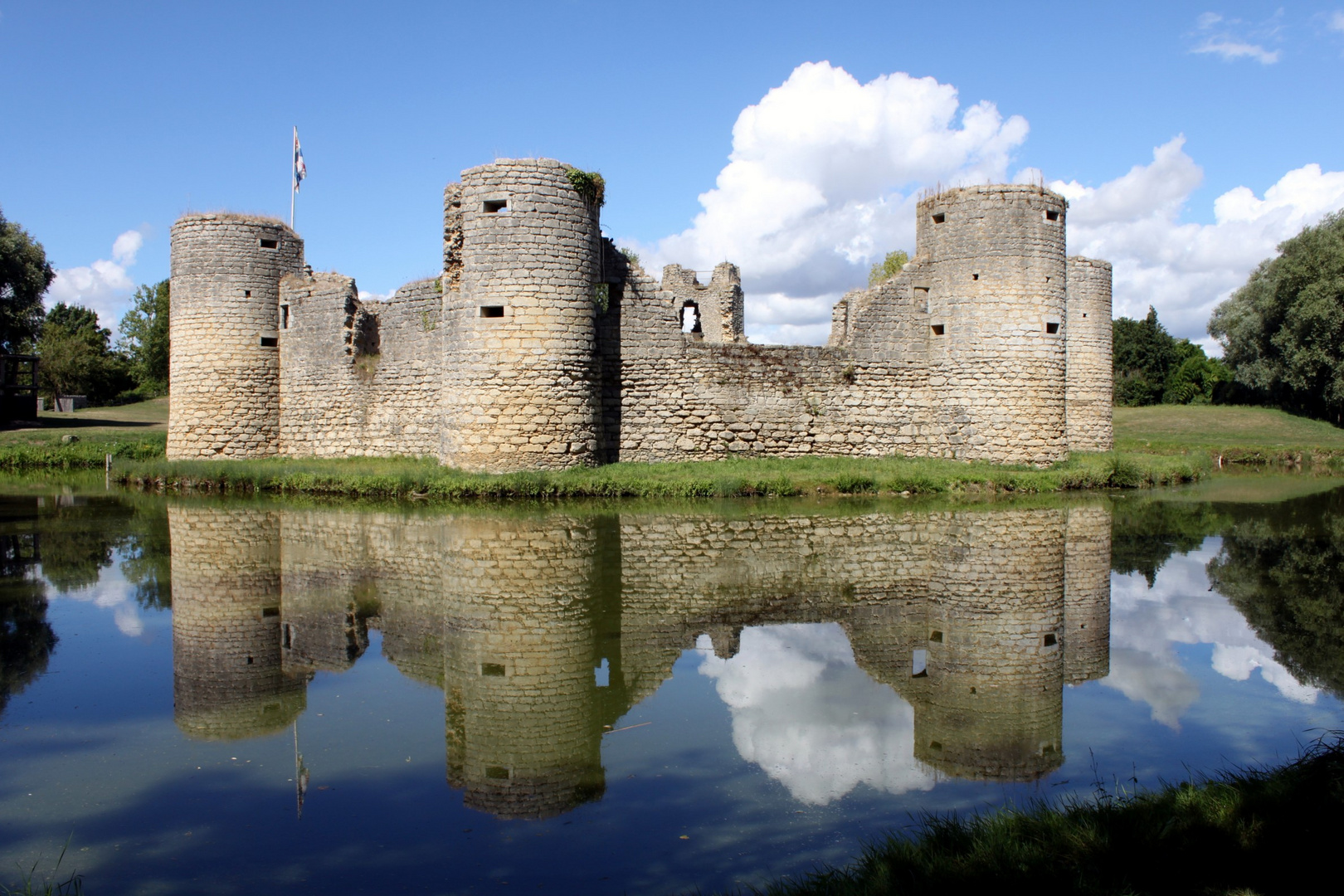 Chateau de Commequiers (Vendée)