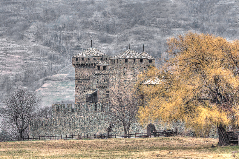 Chateau de Fénis