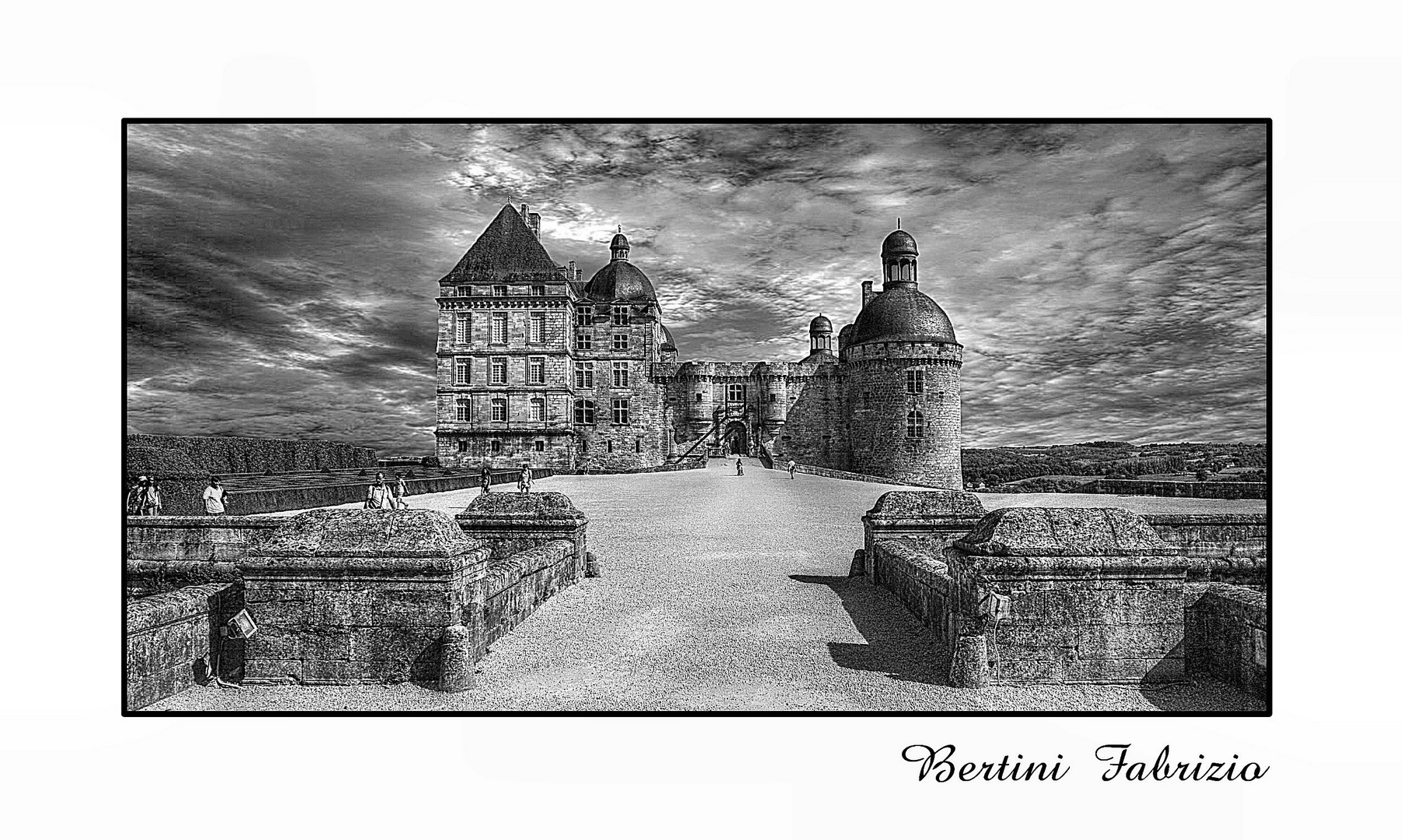 chateau de hautefort