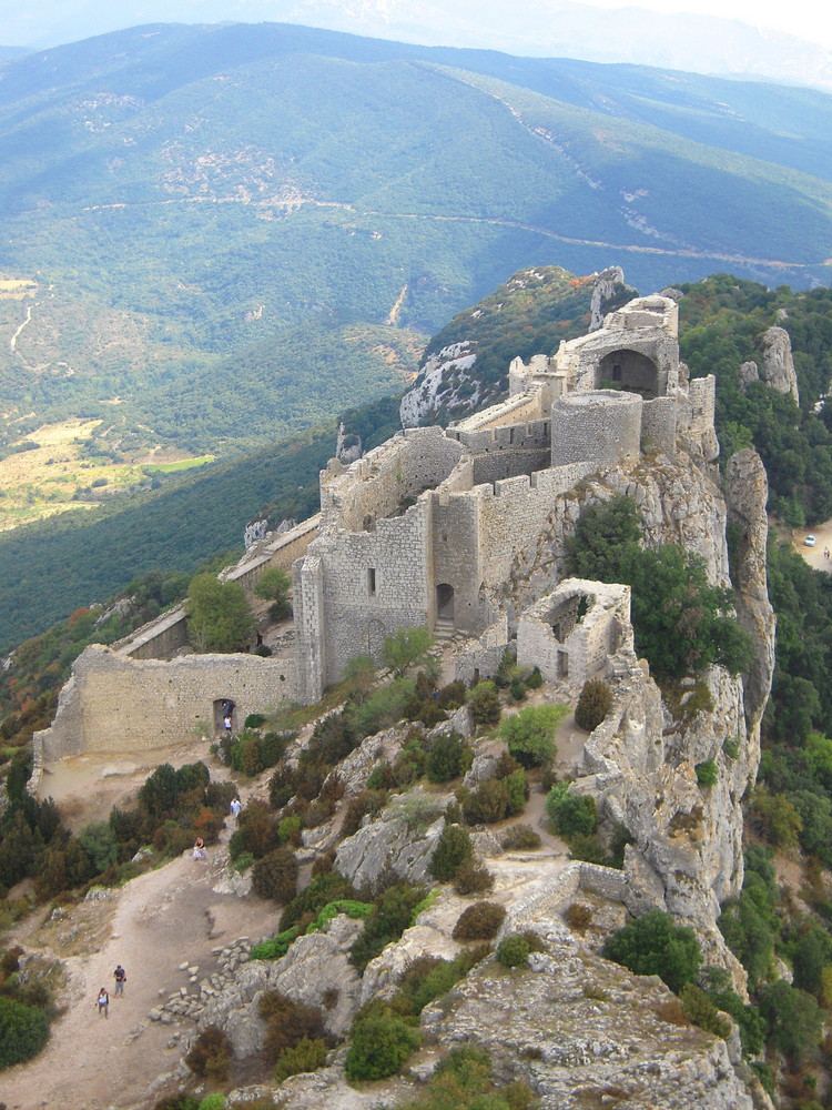 >>>[[[ Chateau de Peyrepertuse