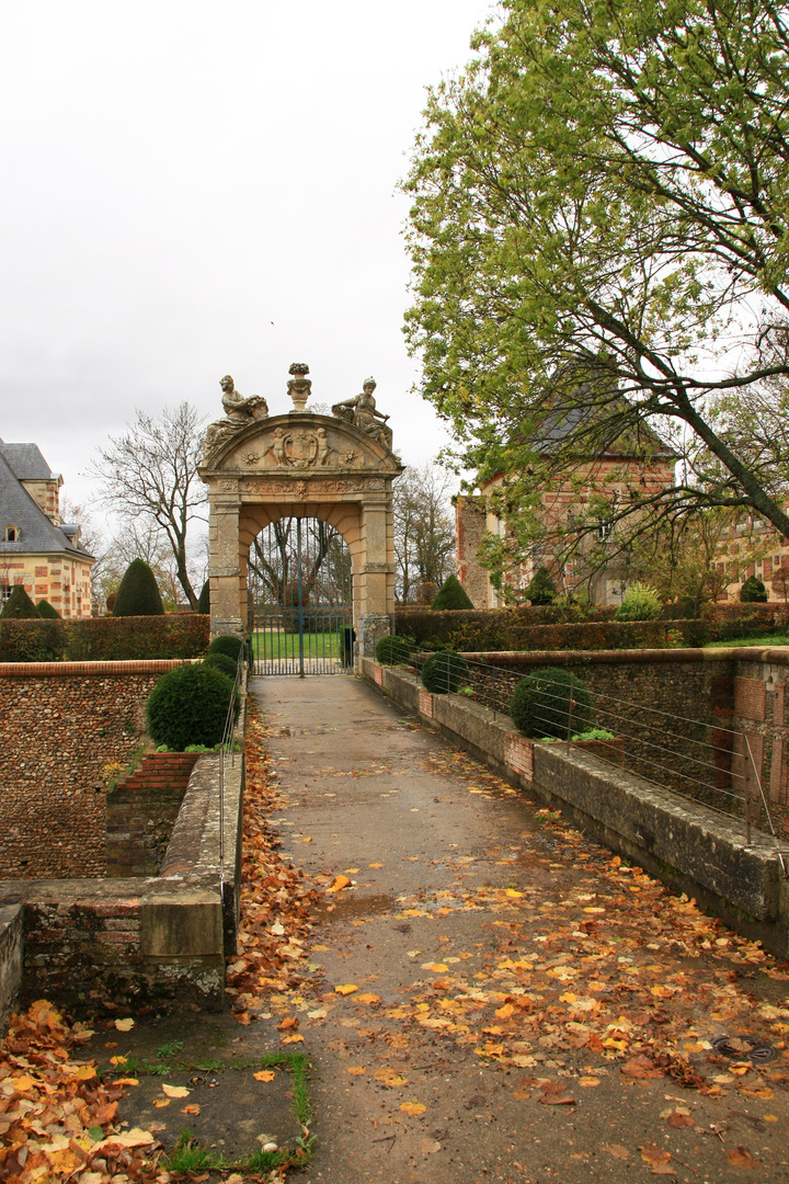 Chateau de Sorel-Moussel (Eure et Loir) 2