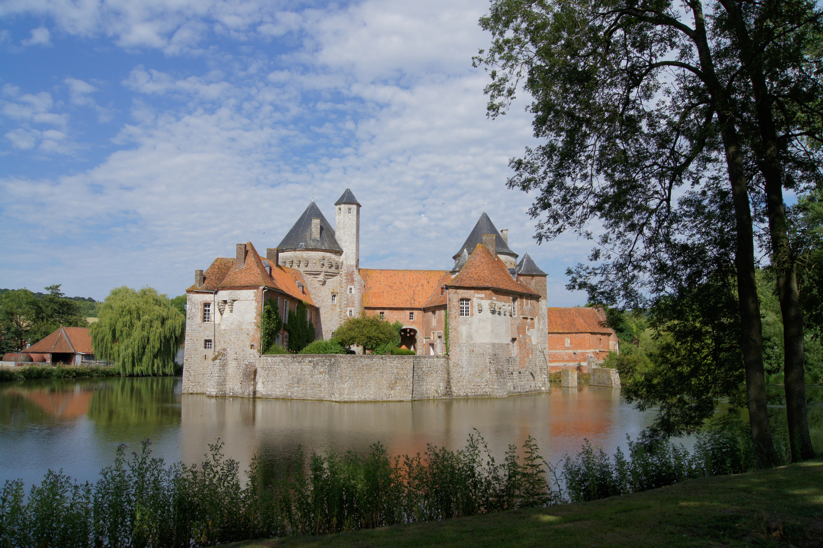 chateau feodall