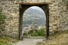 Chateau Valere durchblick aus Chateau Tourbillon (Sion/CH)