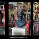 Chau Doc - Altäre in diesem chinesisch geprägten Tempel