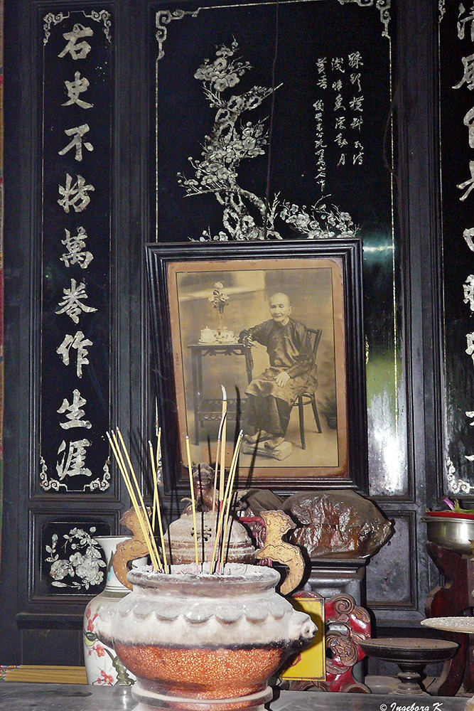 Chau Doc - Buddhistischer-/ Hindutempel - Altar 2