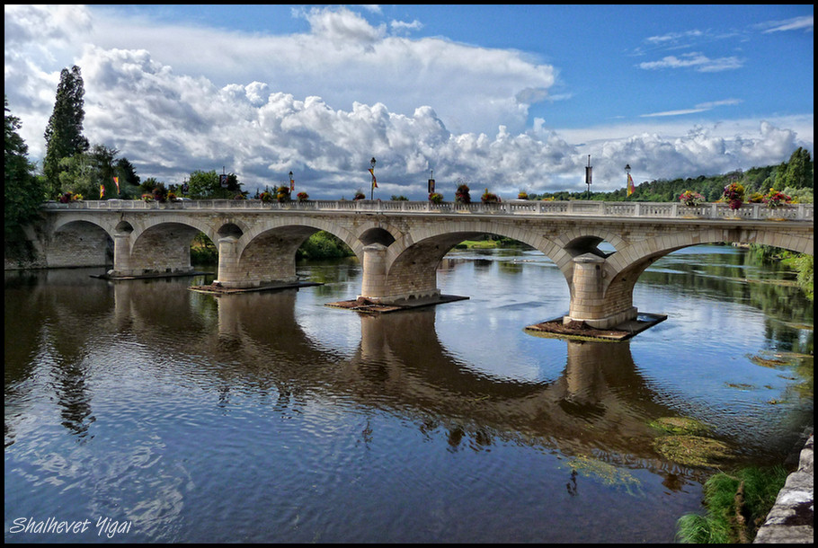 Chauvigny' bridge