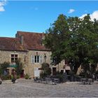 Chauvigny  --  Place du Donjon de Gouzon