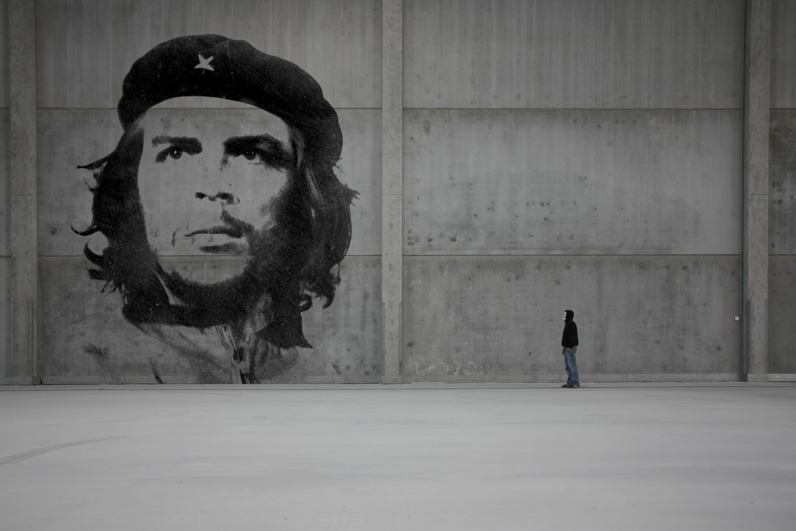 CHE