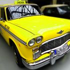 Checker Taxi XL