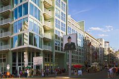 Checkpoint Charlie II