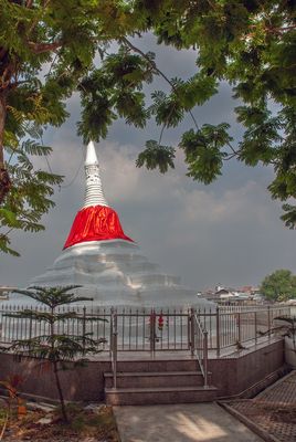 Chedi Mu Tao on Ko Kret