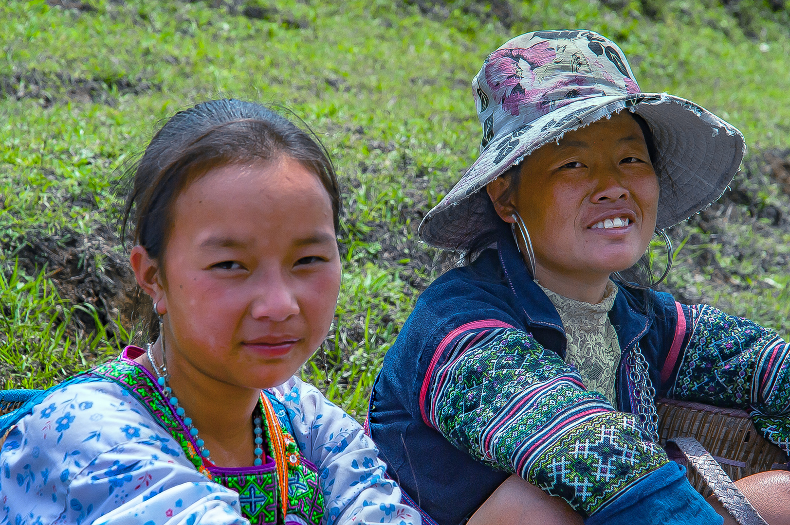 Chee and Nhia our trekking companion