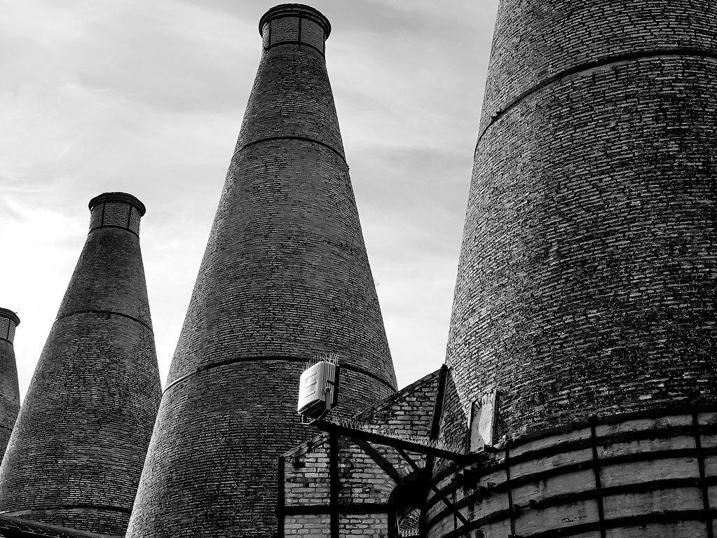 Cheminées de la fabrique de faïence