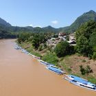 CHEMINS DU LAOS, au fil de l'eau