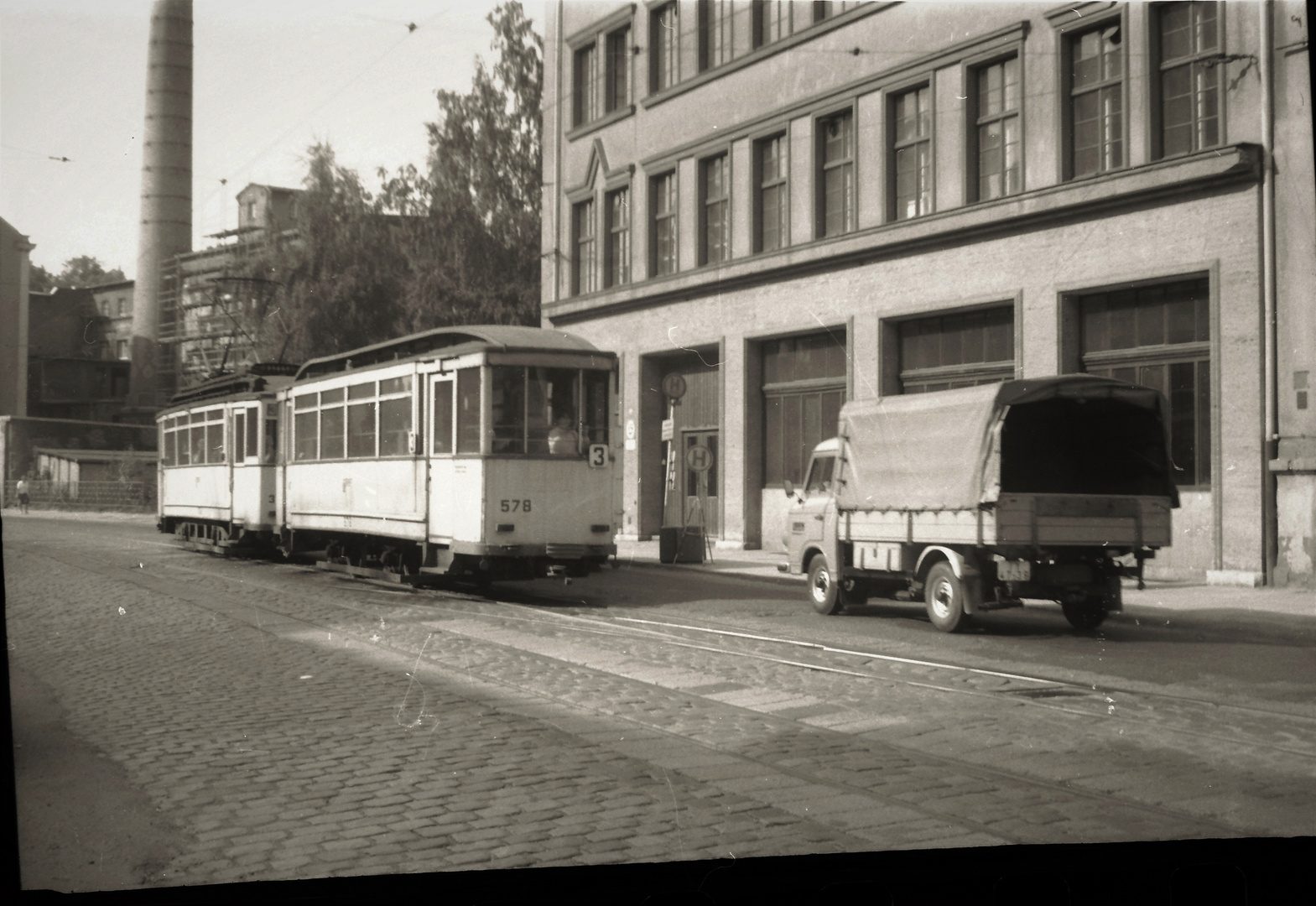 Chemnitz , Theaterstraße .