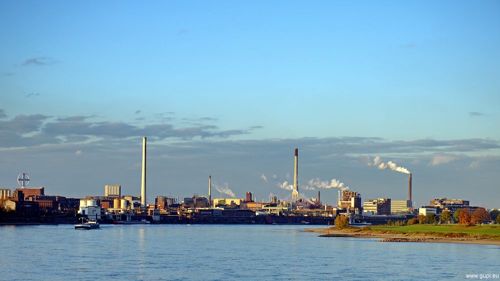 CHEMPARK Krefeld-Uerdingen - 1 Stunde vor Sonnenuntergang