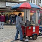 Chestnuts seller / Vendedor de Castanhas