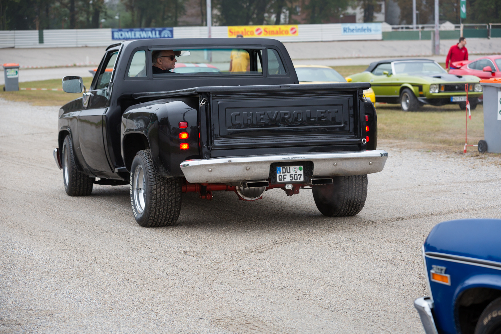 CHEVROLET Black