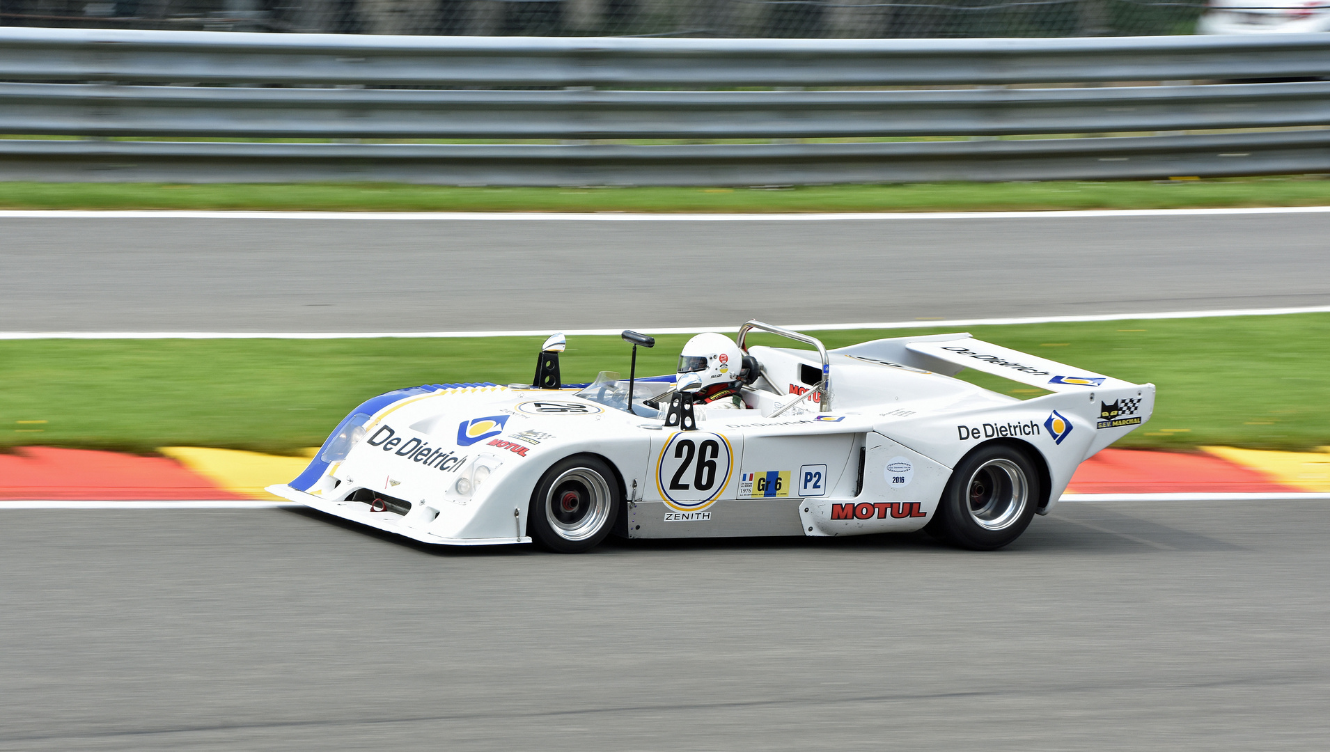 Chevron B 36 