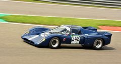 Chevron B16