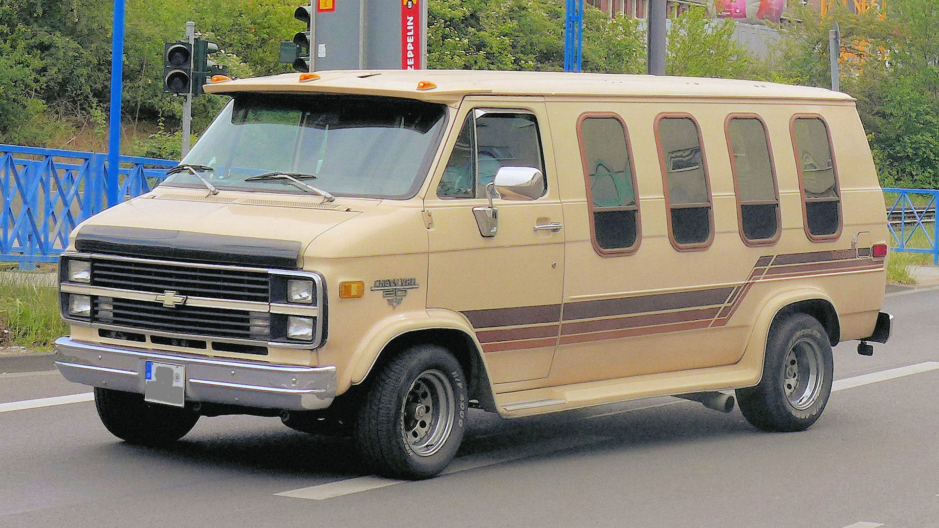 Chevy Van 20
