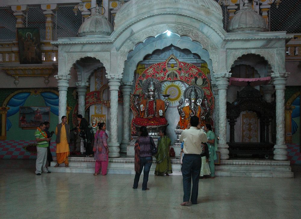 Chhatapur (12) - in the temple