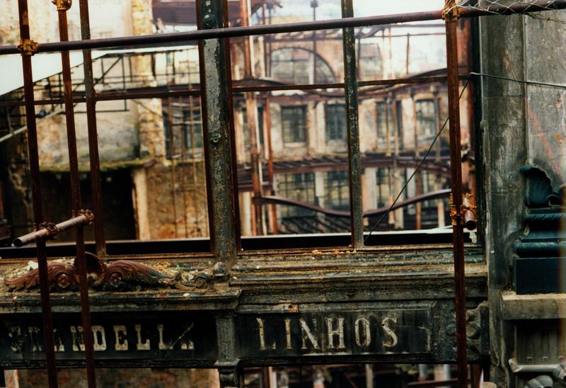 Chiado Grandella nach dem großen Feuer 1988