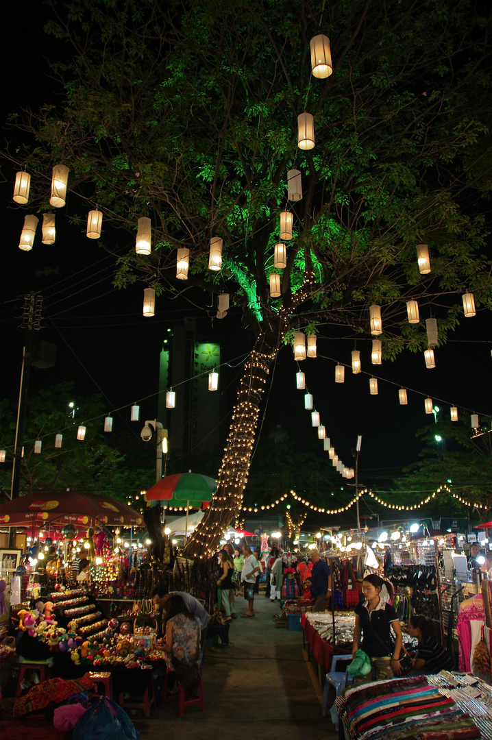 Chiang Maï Night Bazaar