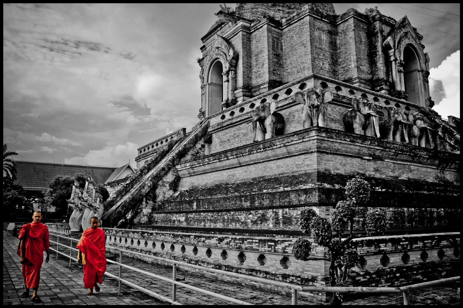 Chiang Mai Buddhist B&W