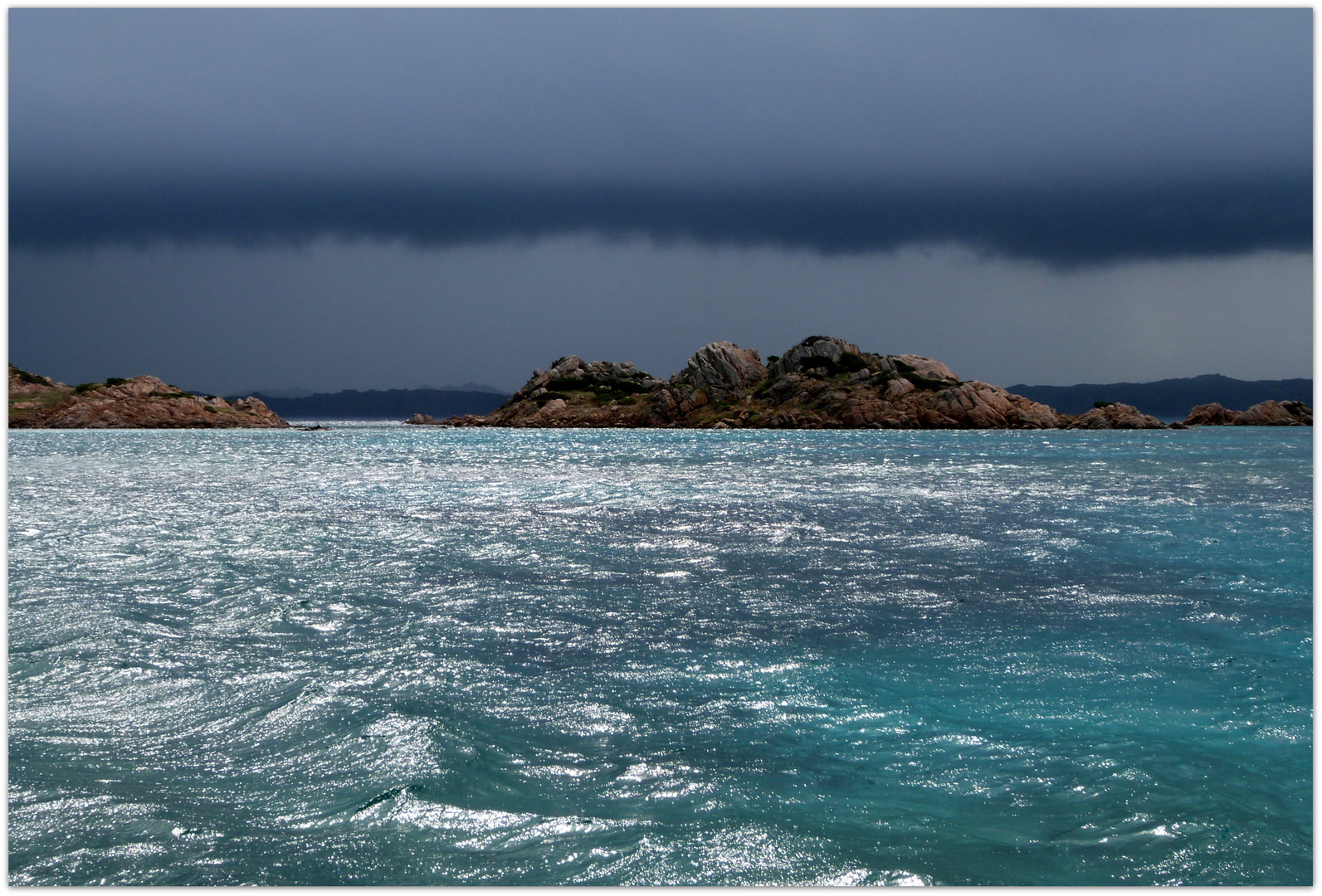 chiaroscuri nell'arcipelago