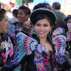 Chica bailando, Gran Poder, La Paz, Bolivia