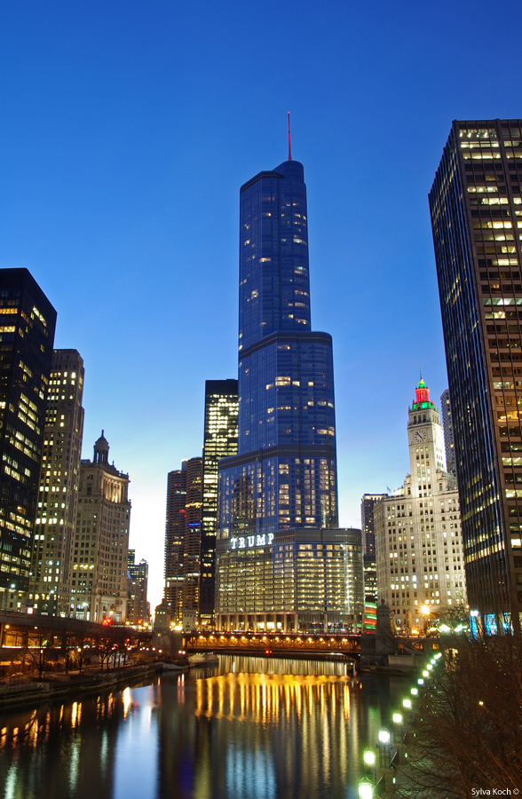 Chicago River