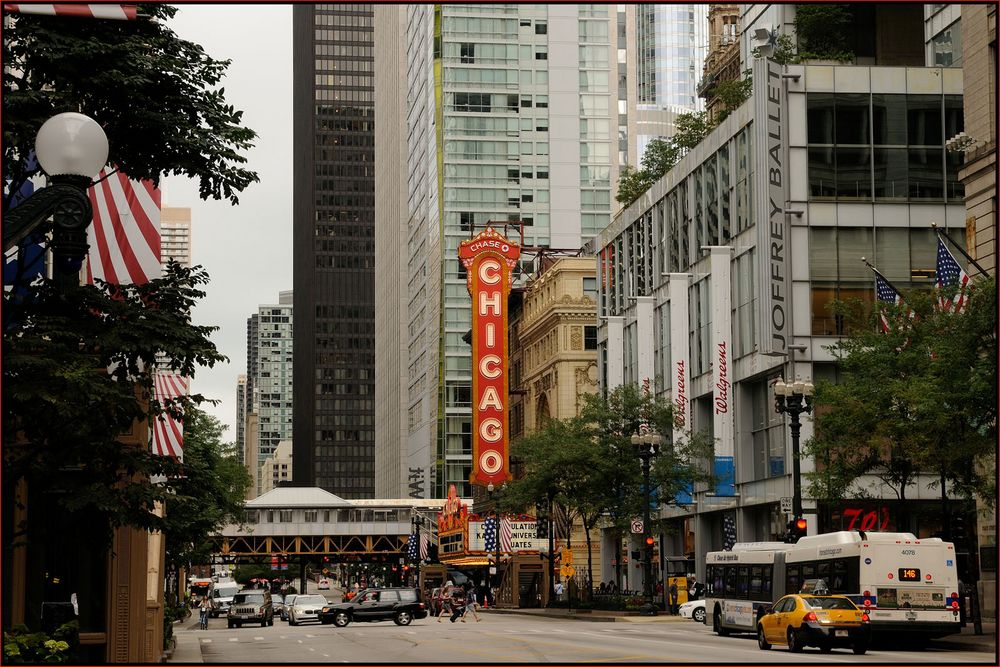 Chicago Theatre