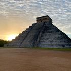 Chichén Itzá zum Sonnenaufgang