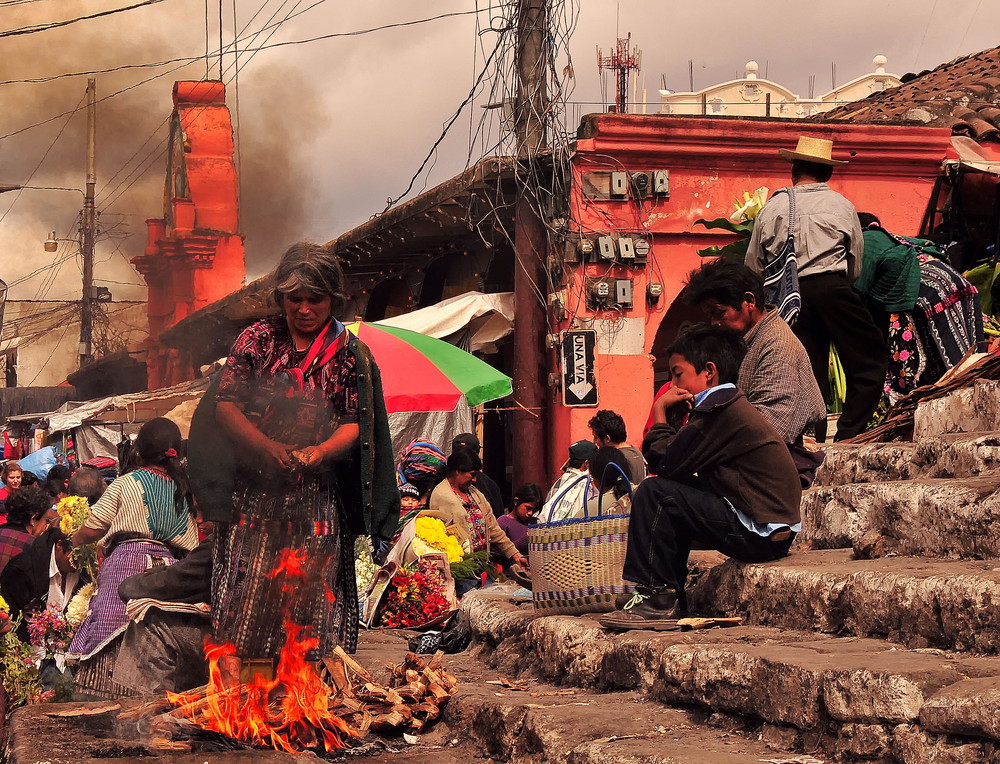 Chichicastenango- Opferfeuer